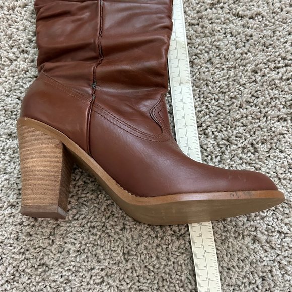 Frantic Brown Boots - Picture 2 of 4